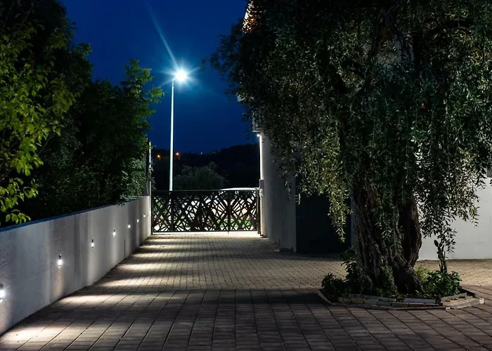 아파트 Oinoelia Luxury & 포토스