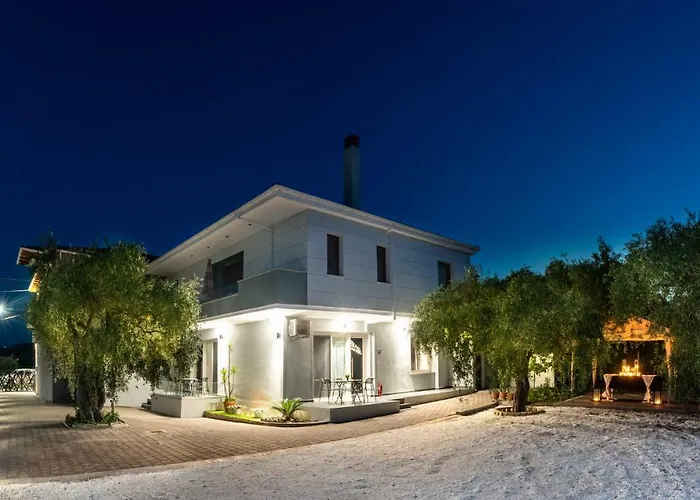 Oinoelia Luxury &