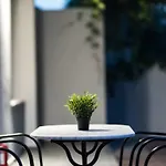 Oinoelia Luxury & Apartmán *