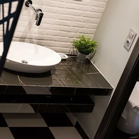Oinoelia Luxury & Apartman