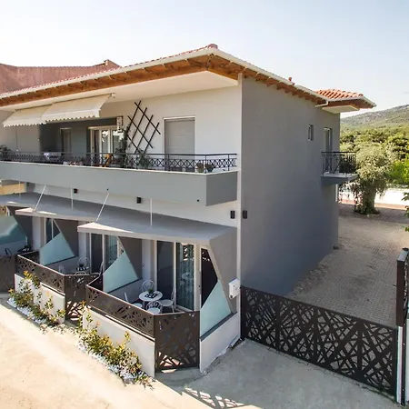 Oinoelia Luxury & Апартаменты *
