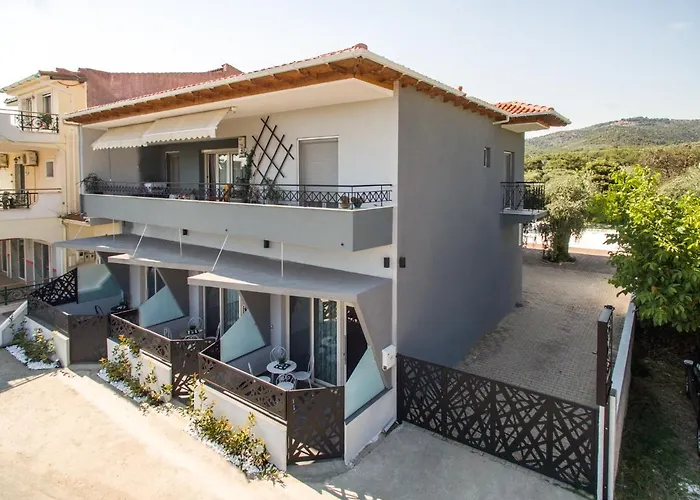 Oinoelia Luxury & Apartament *